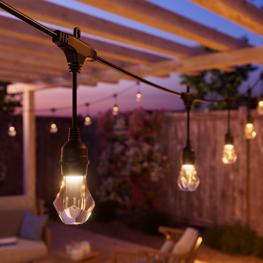 Nanoleaf Essentials Matter Smart Outdoor String Light Starter
