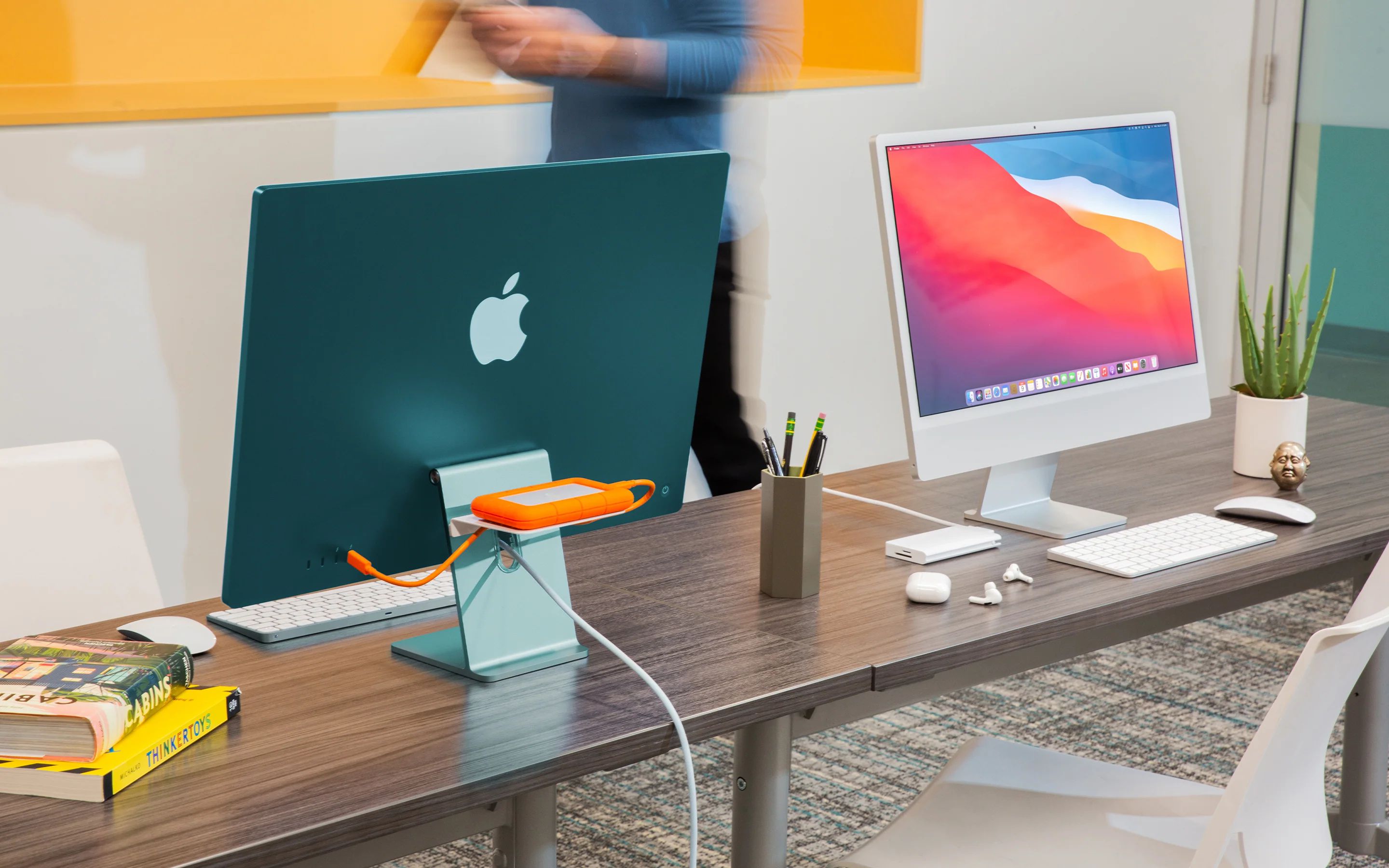Twelve South BackPack für Apple iMac 24" (M1/M3/M4) / Apple Studio Display, Weiß