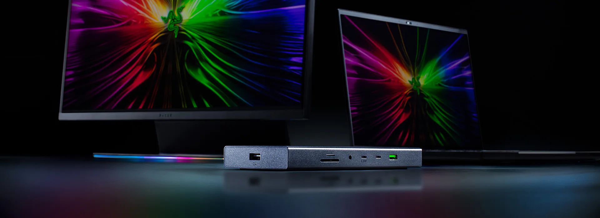 Razer USB 4 Dock (15 in 1), Schwarz