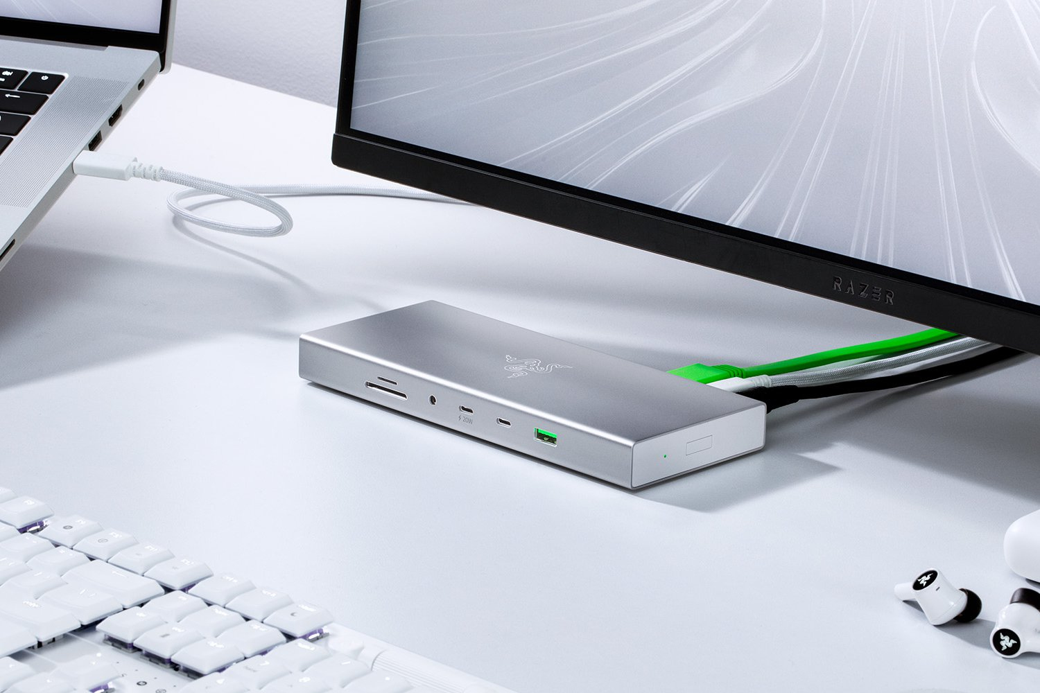 Razer USB 4 Dock (15 in 1)