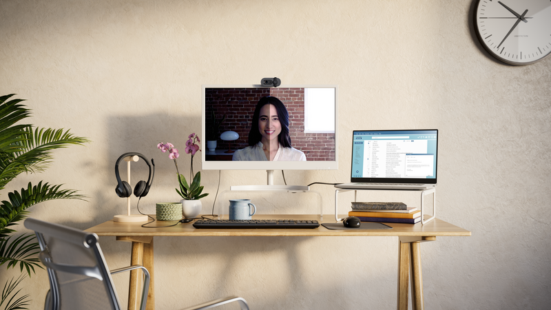 Logitech BRIO 100 Webcam