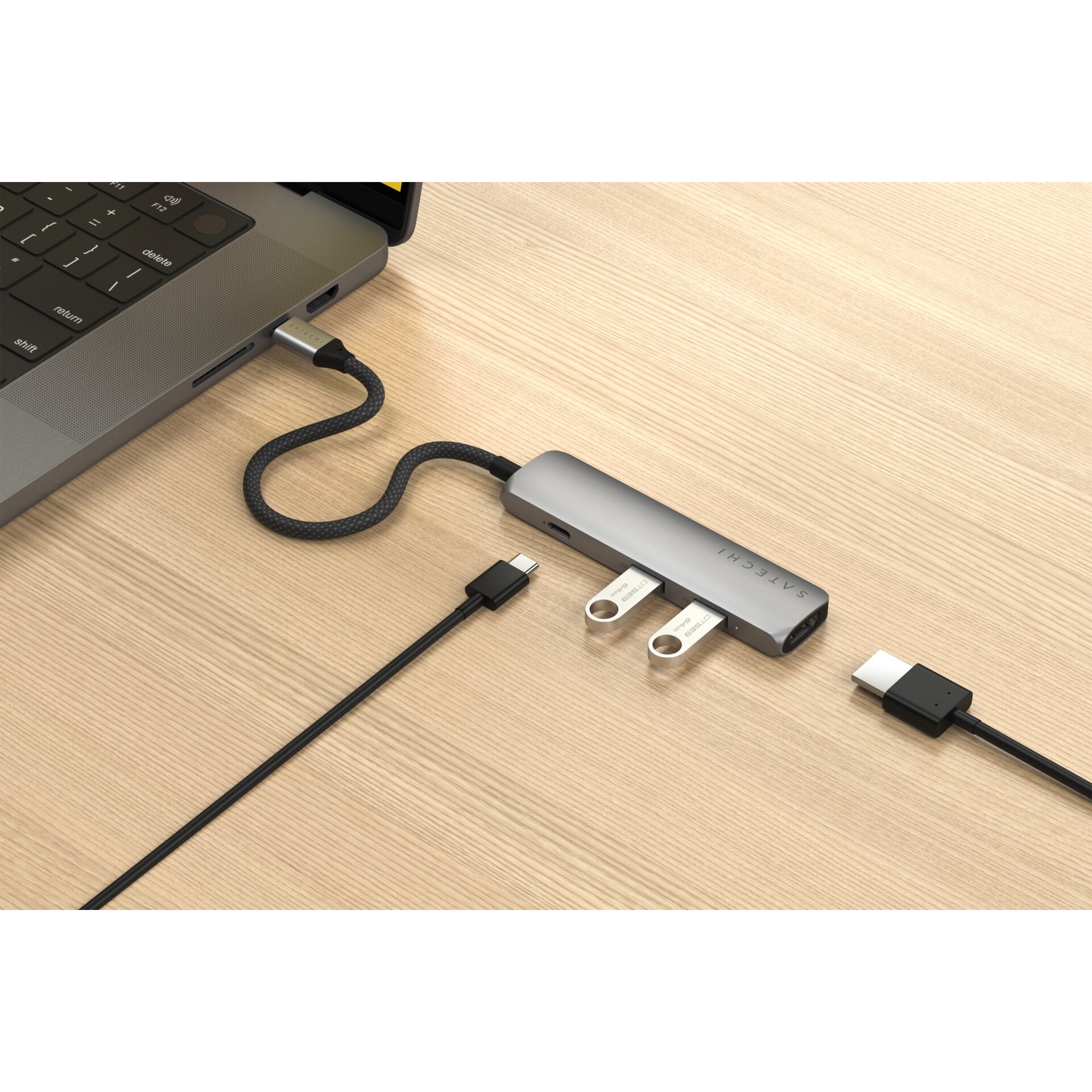 Satechi USB-C Slim Multi-Port Hub (4 in 1), Space Grau