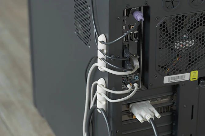 bluelounge CableDrop Multi Kabelclip für 4 Kabel, Weiß, 2er-Pack