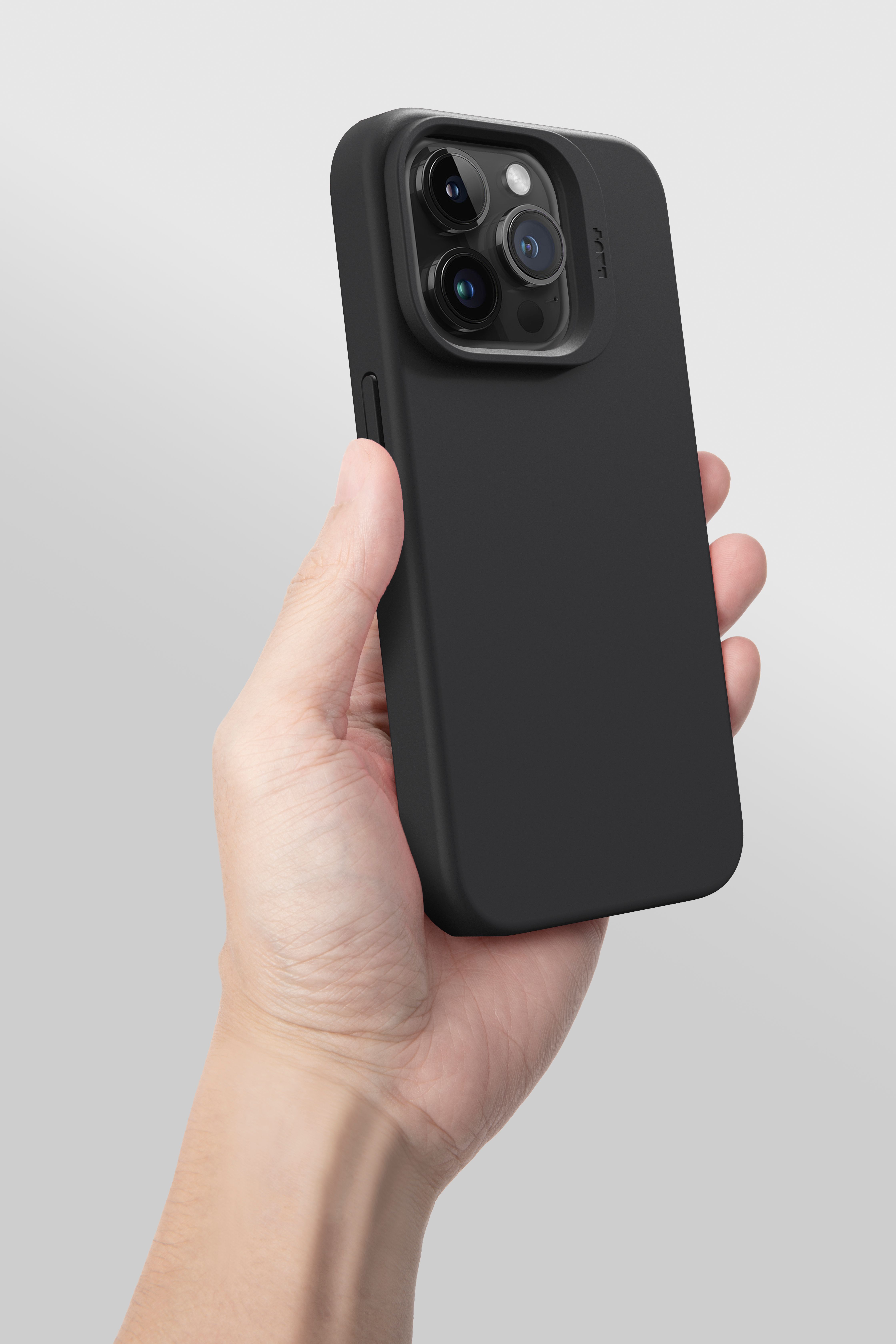 LAUT Huex Slim Case für iPhone 15 Pro Max