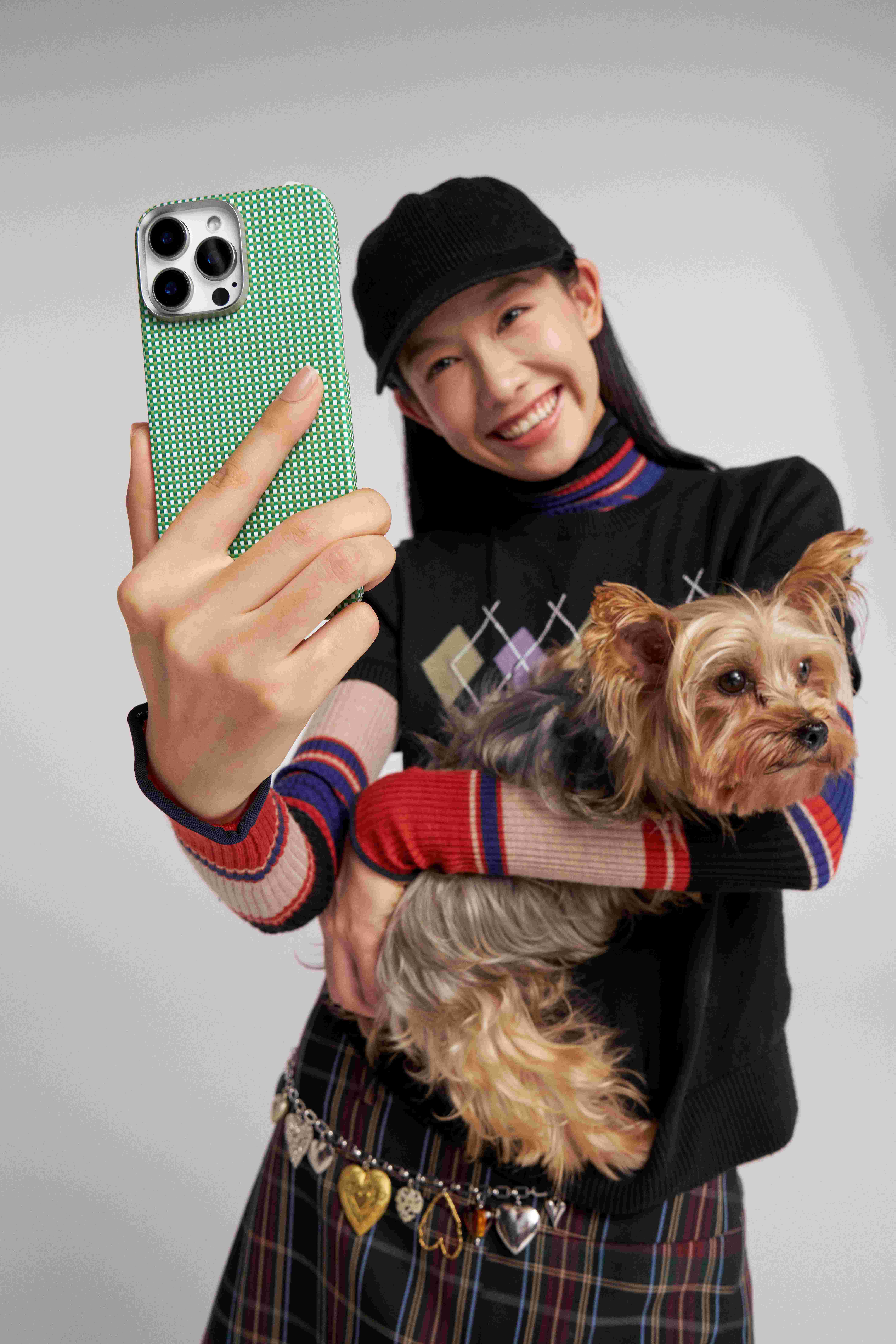 Pitaka ultra dünne Hülle aus Aramidfaser mit MagSafe  für iPhone 16 Pro