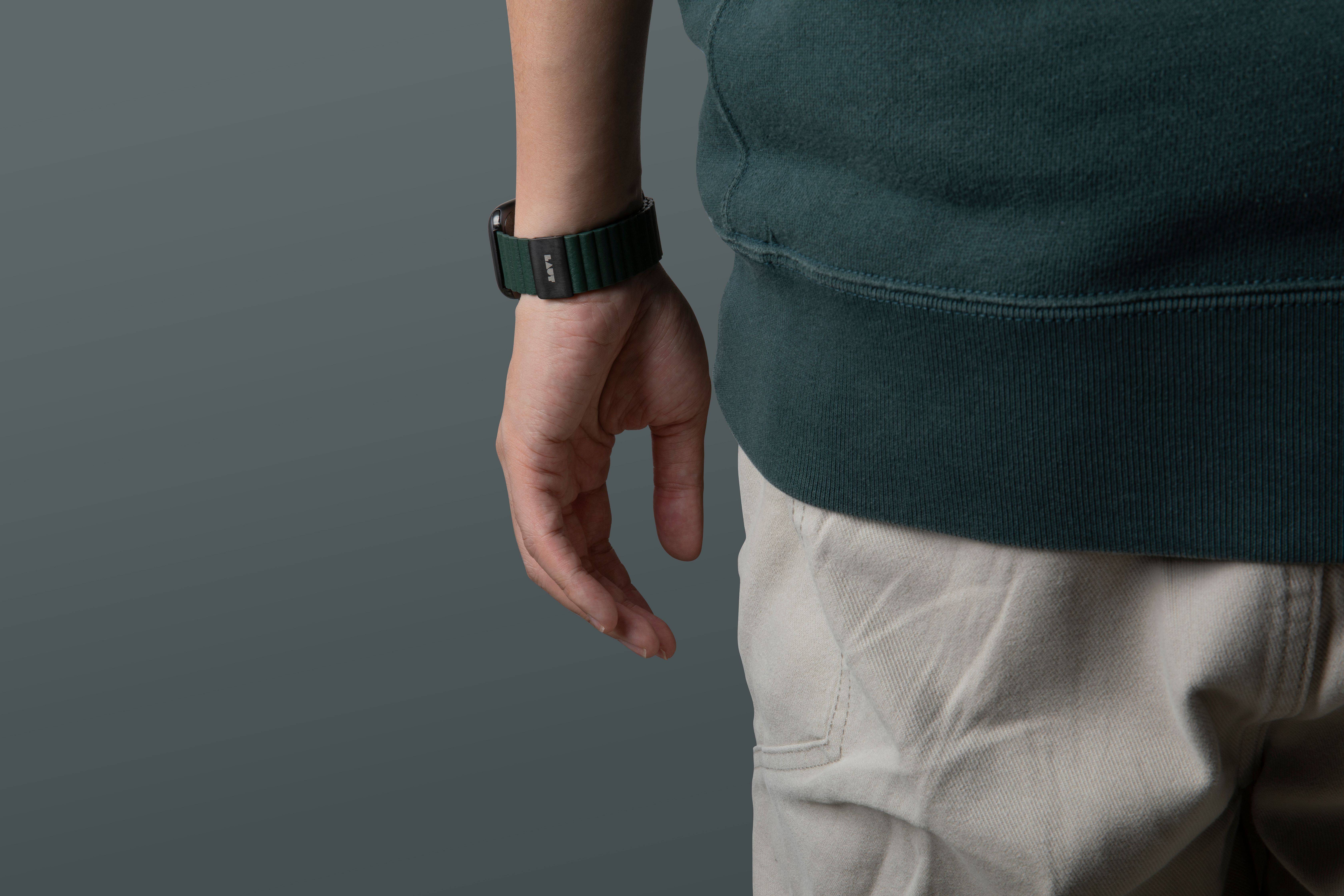LAUT Novi Luxe Loop Armband